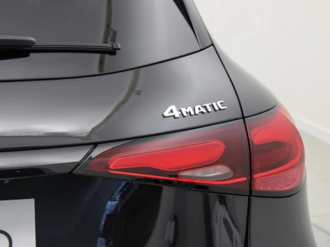 Mercedes-Benz Clase GLC 2.0 GLC 300 DE PHEV AUTO 4MATIC 333 5P