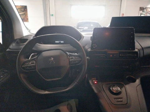 Peugeot Rifter Allure Pack BlueHDi 130 S&S EAT8 Standard