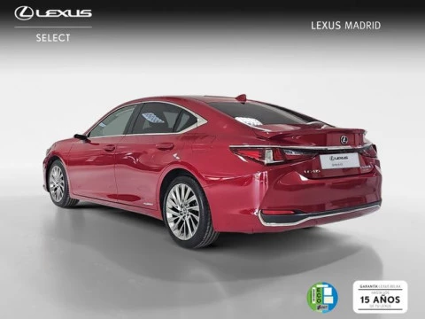 Lexus ES 2.5 300h Luxury D-View