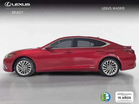 Lexus ES 2.5 300h Luxury D-View
