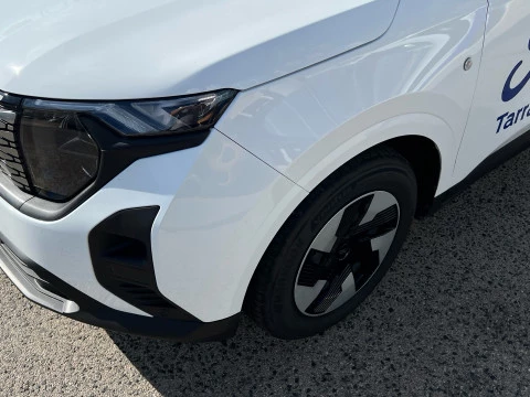 Ford Transit Courier Van BEV 54kWh 100kW Trend Auto