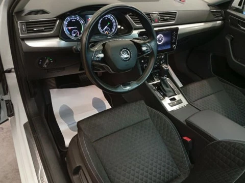 Skoda Superb Combi Ambition 1.4 TSI iV P-HEV DSG