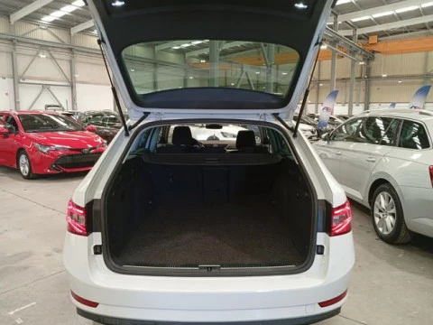 Skoda Superb Combi Ambition 1.4 TSI iV P-HEV DSG