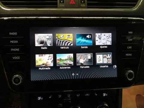 Skoda Superb Combi Ambition 1.4 TSI iV P-HEV DSG