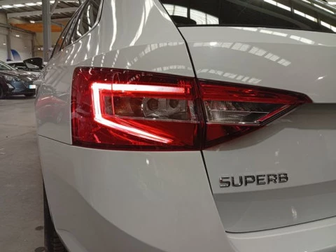Skoda Superb Combi Ambition 1.4 TSI iV P-HEV DSG