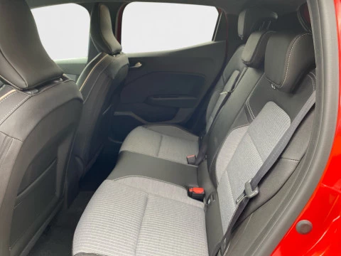 Renault Clio Techno full hybrid E-Tech 145 (103Kw)