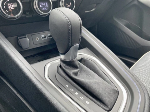 Renault Clio Techno full hybrid E-Tech 145 (103Kw)