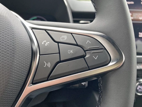 Renault Clio Techno full hybrid E-Tech 145 (103Kw)