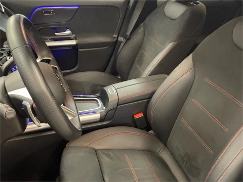 Mercedes-Benz GLA 200 D