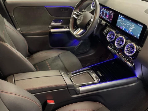 Mercedes-Benz GLA 200 D