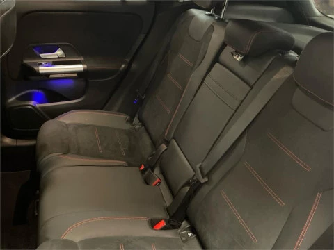 Mercedes-Benz GLA 200 D