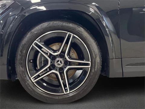 Mercedes-Benz GLA 200 D