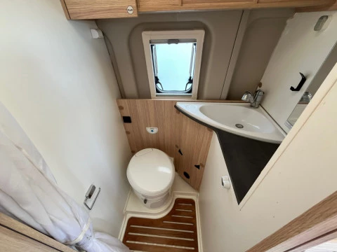 CARADO CV 601 CLIFF CVE 601