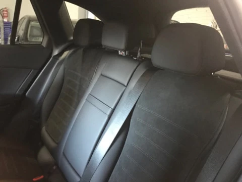 Mercedes-Benz GLC  300 de 4MATIC con tecnología híbrida