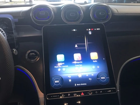 Mercedes-Benz GLC  300 de 4MATIC con tecnología híbrida