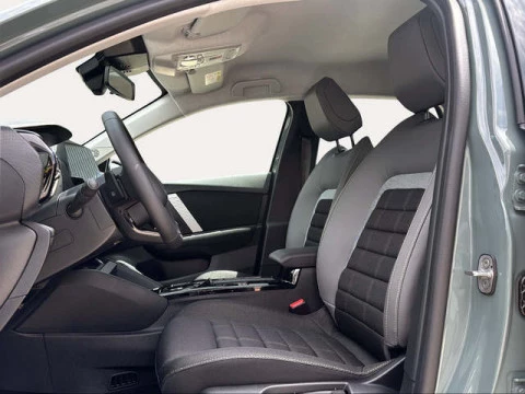 Citroën C4 Hybrid 145 Business Edition e-DCS6 107 kW (145 CV)