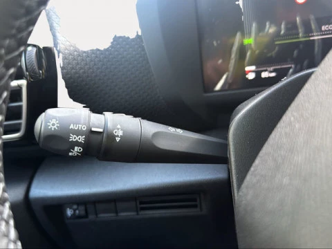 Citroën C4 Hybrid 145 Business Edition e-DCS6 107 kW (145 CV)