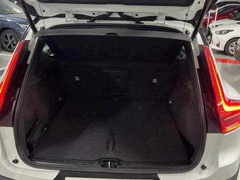 Volvo XC40 XC40 B3 PLUS BLACK EDITION