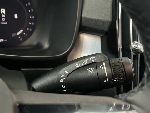 Volvo XC40 XC40 B3 PLUS BLACK EDITION
