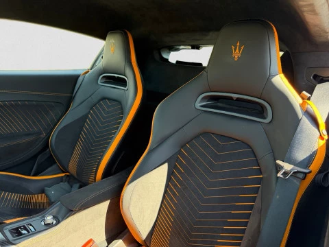 Maserati MC20 V6 630CV Gasolina RWD