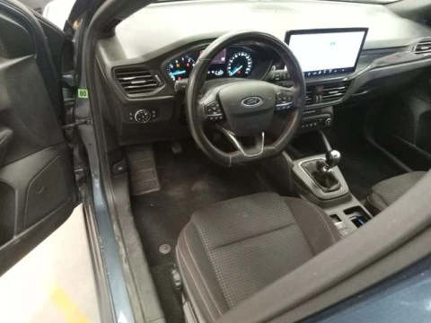 Ford Focus 1.0 Ecoboost MHEV 114kW ST-Line