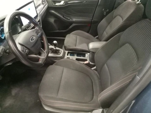 Ford Focus 1.0 Ecoboost MHEV 114kW ST-Line