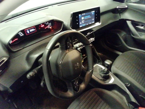 Peugeot 2008 Active Pack BlueHDI 81kW (110CV)