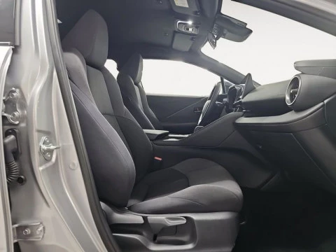 Toyota C-HR 2.0 220PH Advance