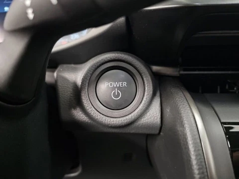 Toyota C-HR 2.0 220PH Advance