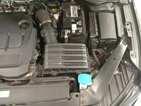 Volkswagen Passat Variant Business 2.0 TDI 90kW(122CV) DSG