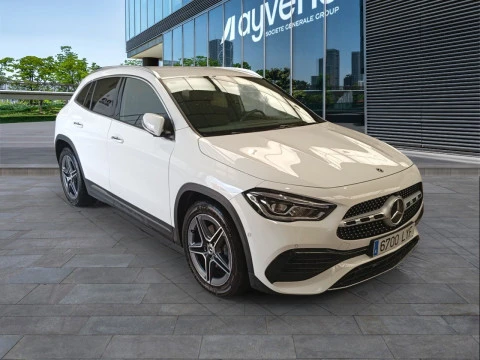 Mercedes-Benz GLA 200 D
