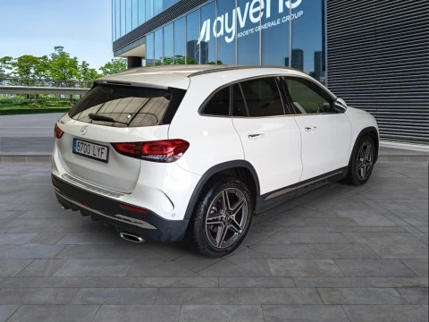 Mercedes-Benz GLA 200 D