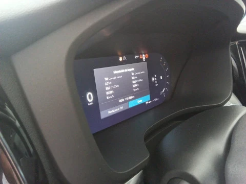Volvo XC60 2.0 B4 D Momentum Pro Auto