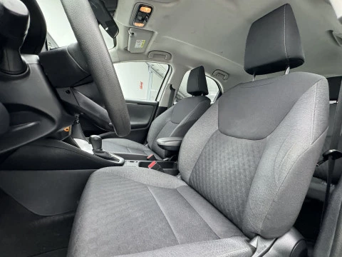 Toyota Yaris 1.5 120H Business Plus