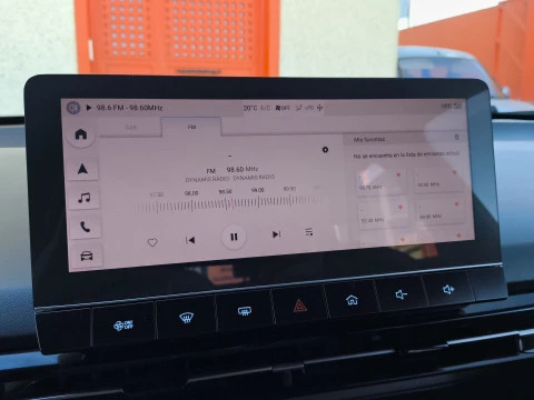 MG4 64kWh Luxury 150 kW (204 CV)