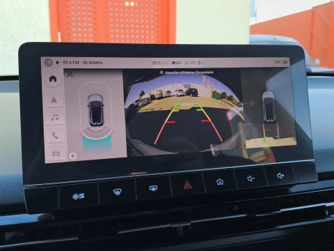 MG4 64kWh Luxury 150 kW (204 CV)
