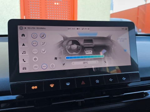 MG4 64kWh Luxury 150 kW (204 CV)