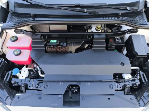 MG4 64kWh Luxury 150 kW (204 CV)