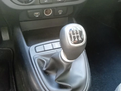 Hyundai i10 1.0 Klass AT