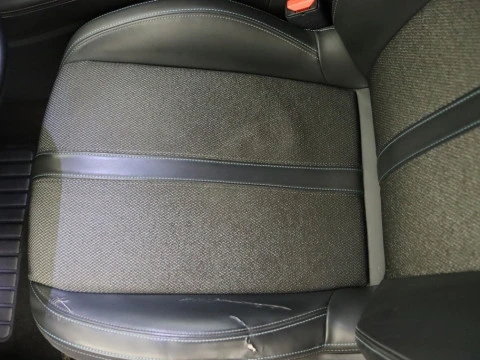 Peugeot 308 1.5 BLUEHDI 130 EAT8 ALLURE 5P