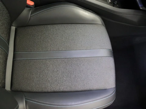 Peugeot 308 1.5 BLUEHDI 130 EAT8 ALLURE 5P