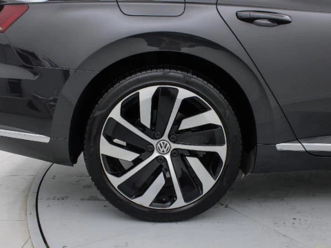 Volkswagen Arteon 2.0 TDI SCR 176KW DSG 4WD R-LINE 239 5P