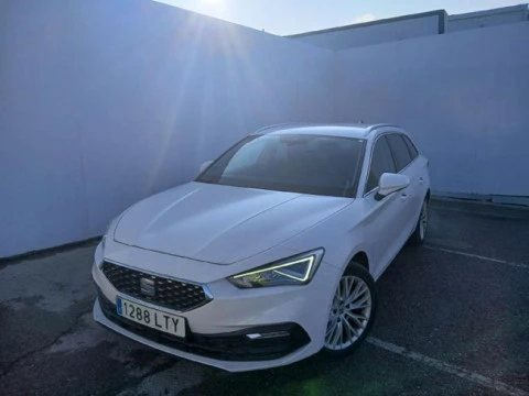 Seat Nuevo León SP 1.4 e-Hybrid DSG S&S Xcellence Go L