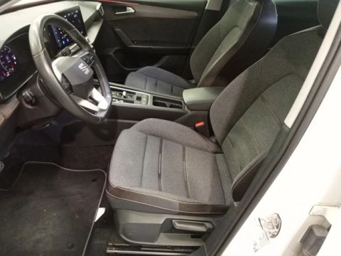 Seat Nuevo León SP 1.4 e-Hybrid DSG S&S Xcellence Go L