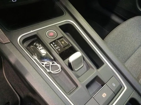 Seat Nuevo León SP 1.4 e-Hybrid DSG S&S Xcellence Go L