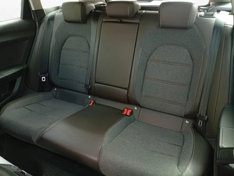 Seat Nuevo León SP 1.4 e-Hybrid DSG S&S Xcellence Go L