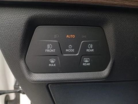 Seat Nuevo León SP 1.4 e-Hybrid DSG S&S Xcellence Go L