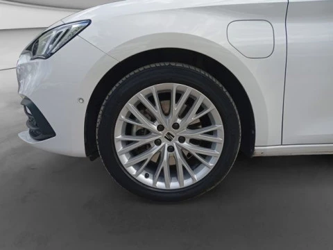 Seat Nuevo León SP 1.4 e-Hybrid DSG S&S Xcellence Go L