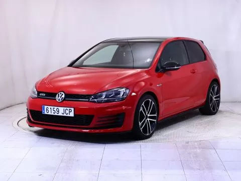 Volkswagen Golf GTD 2.0 TDI 184CV DSG BMT Volkswagen Golf GTD 2.0 TDI 184CV DSG BMT