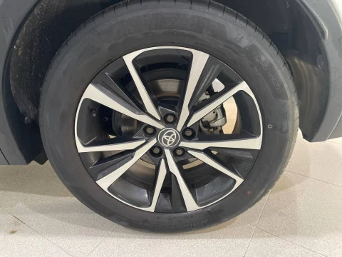 Toyota C-HR 1.8 140H Advance